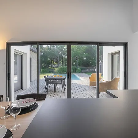 Сasa de vacaciones Maison De à - Confort Moderne Proche Océan - Fr-1-50-177 *